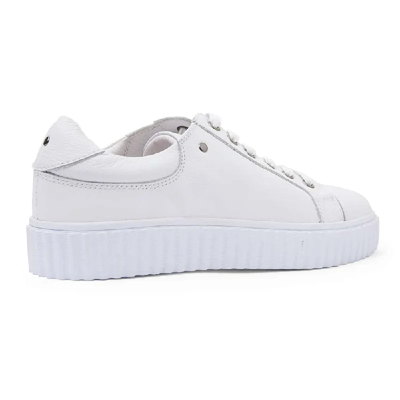 Carina Sneaker in White Leather