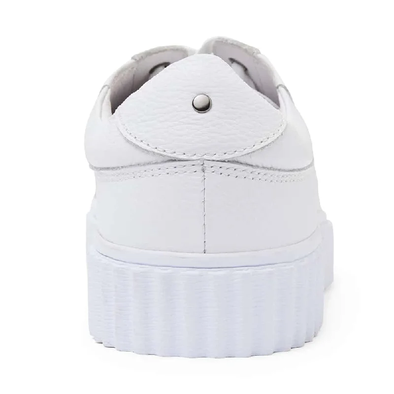 Carina Sneaker in White Leather