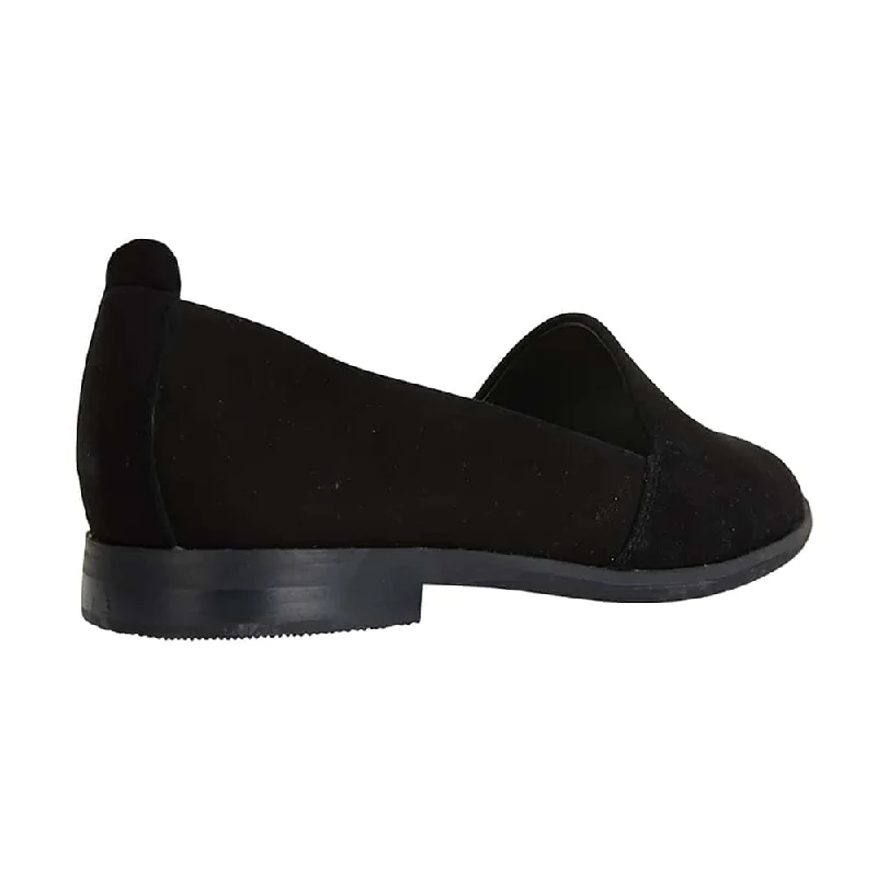 Kelly Flat in Black Suede