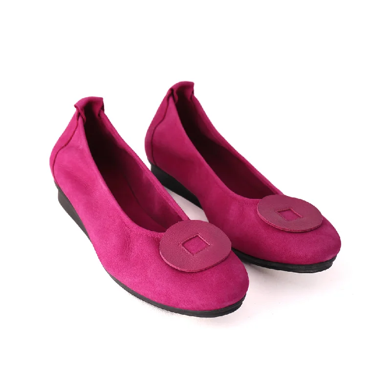 NINAYA Magenta Nubuck