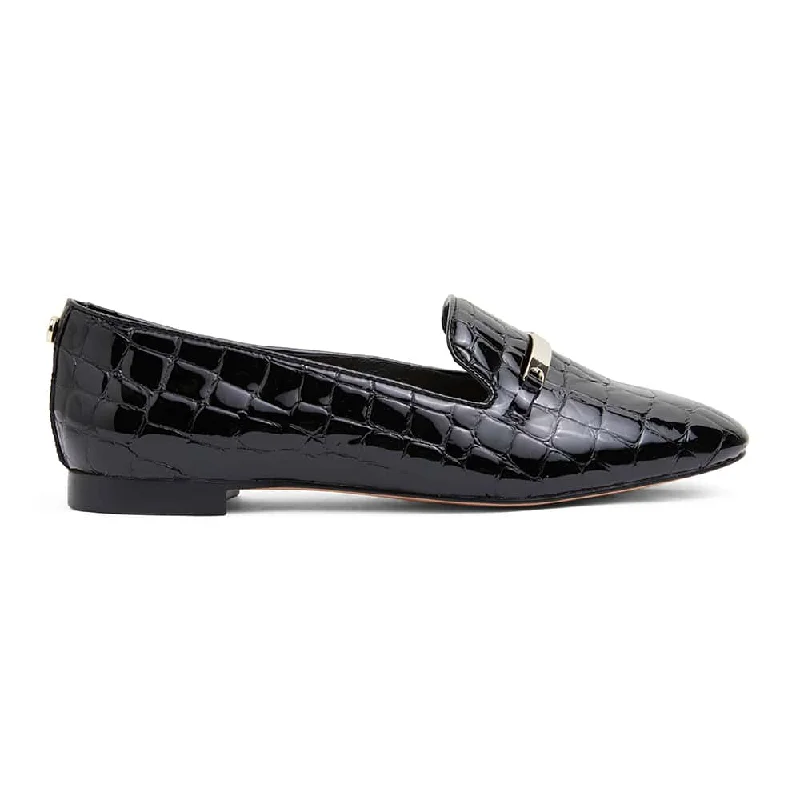 Quantum Loafer in Black Leather