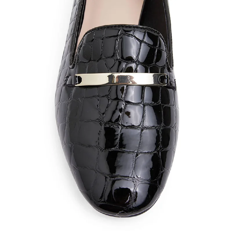 Quantum Loafer in Black Leather