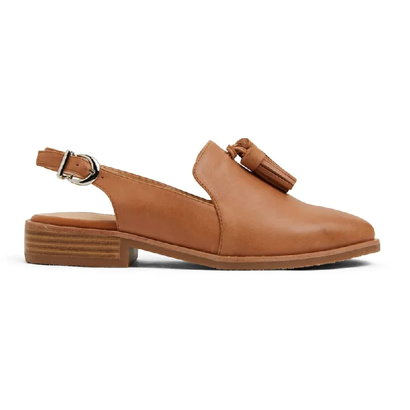 Sabina Loafer in Tan Leather