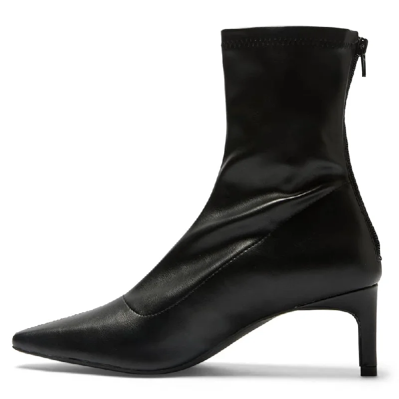 Sharpe Boot in Black