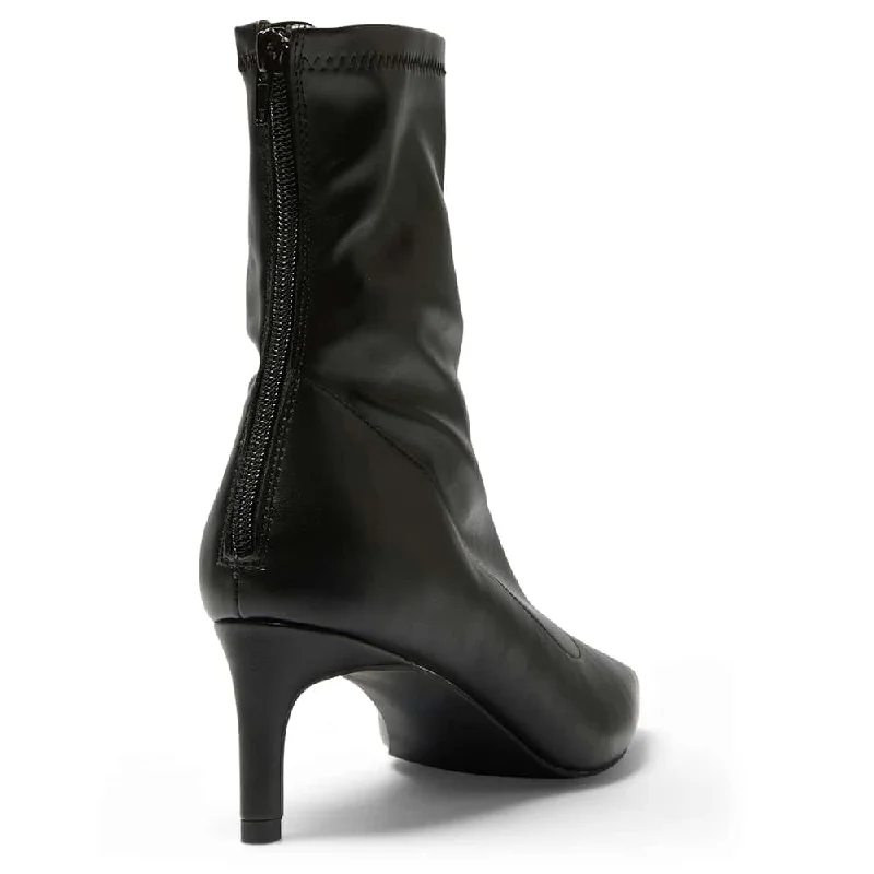 Sharpe Boot in Black