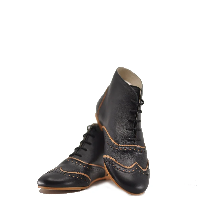 Sonatina Black and Cognac Wingtip Bootie