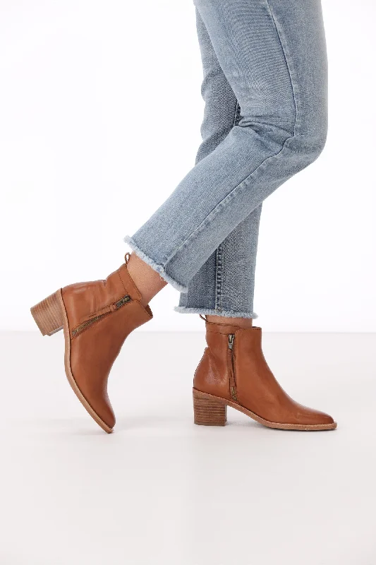 EOS Ciara Boot Brandy