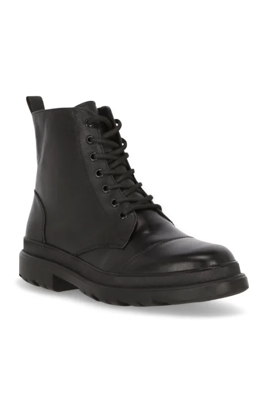 Bota de piso color negro 71618