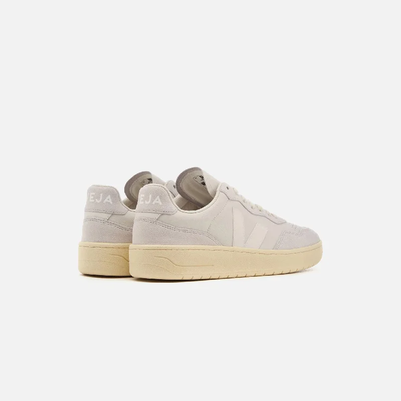 Veja V-90 - Gravel White